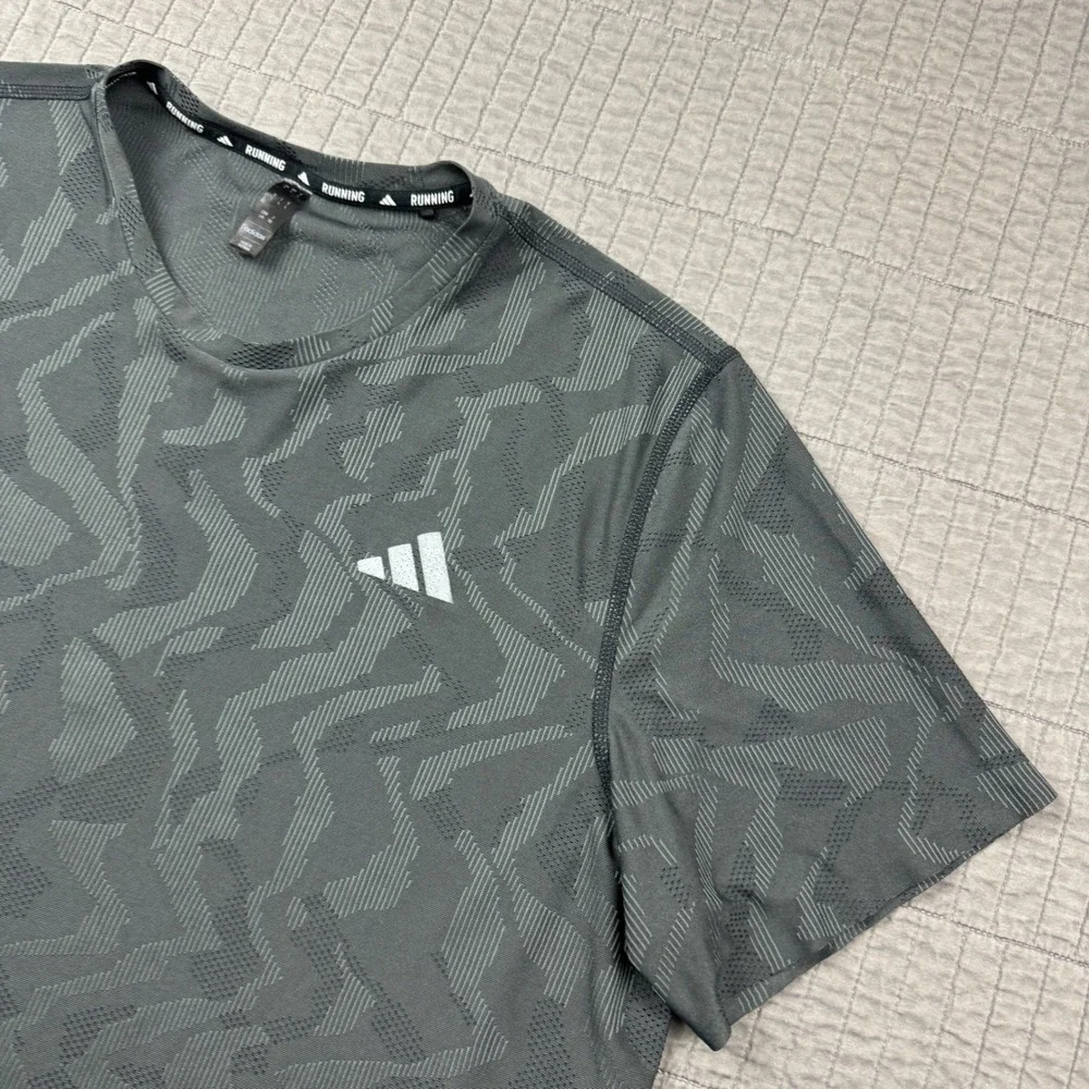 Adidas Mens Large T Shirt Running HEAT.RDY Gray Geometric Short Sleeve Training